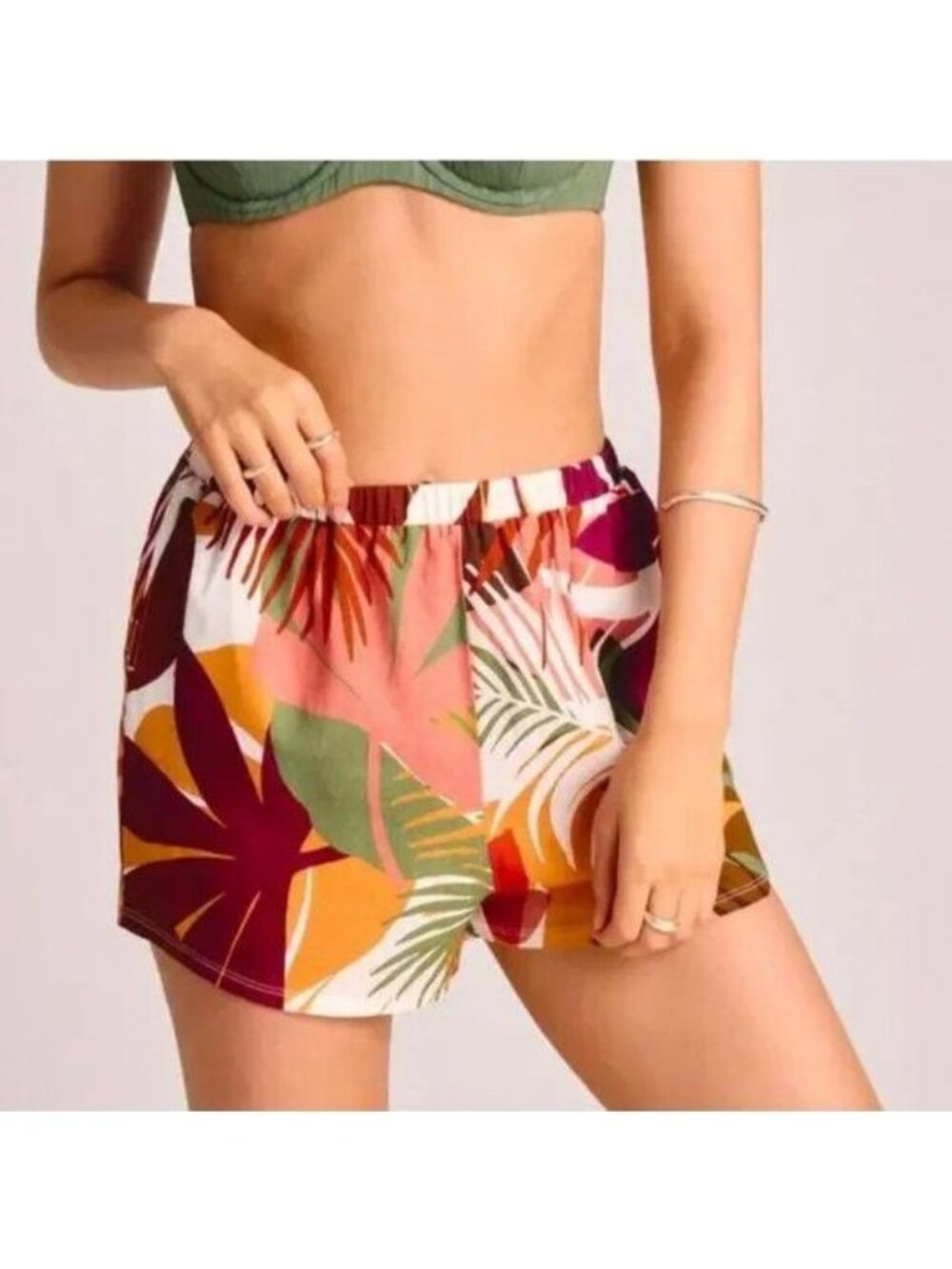 Vitamin A Medium Tallows Linen Shorts  Multi Leaves Tropical Pull-On NEW